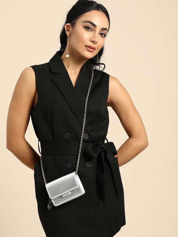 Dressberry sling bags online sales