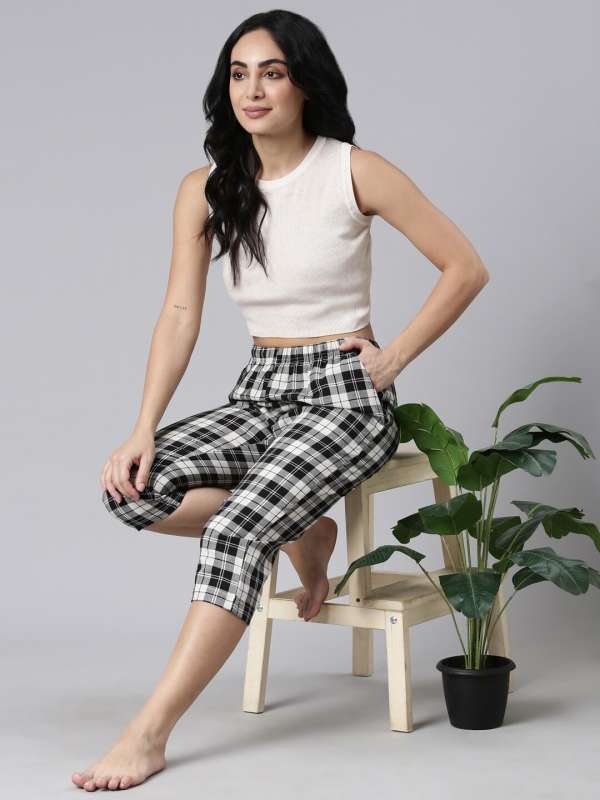 Checkered capris discount