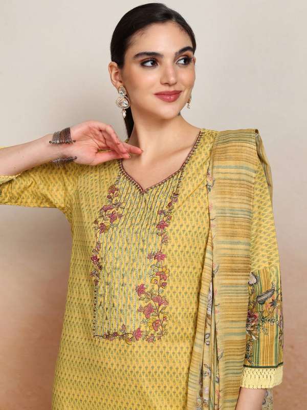 Aurelia Visudh Kurtas Salwar Suit Buy Aurelia Visudh Kurtas Salwar Suit online in India