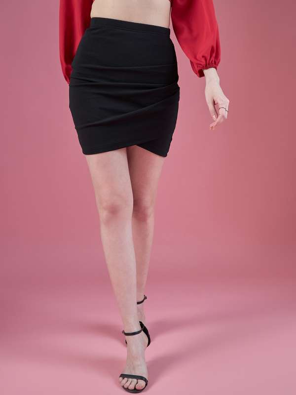 Black pencil skirt online india top