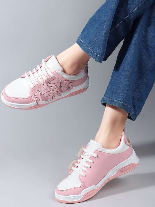Pink Tops Sports Shoes Buy Pink Tops Sports Shoes online in India