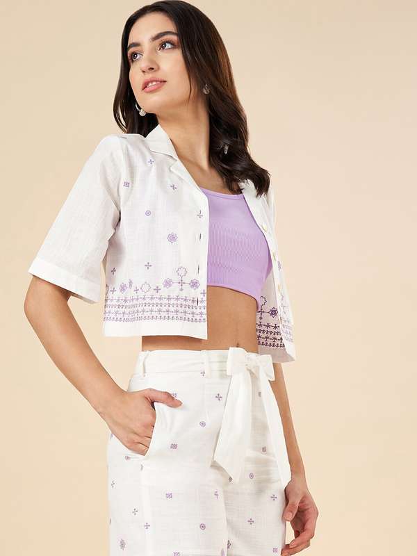 akkriti crop top