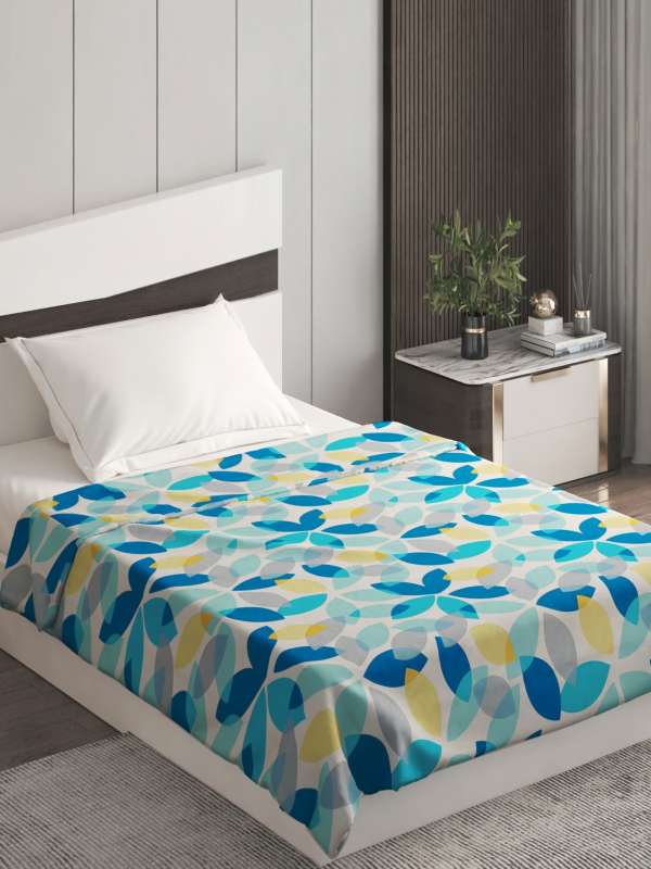 Home Centre Blankets Quilts And Dohars Buy Home Centre Blankets Quilts And Dohars online in India