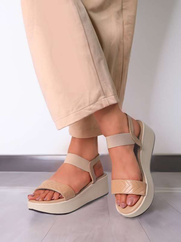 Myntra female sandals new arrivals