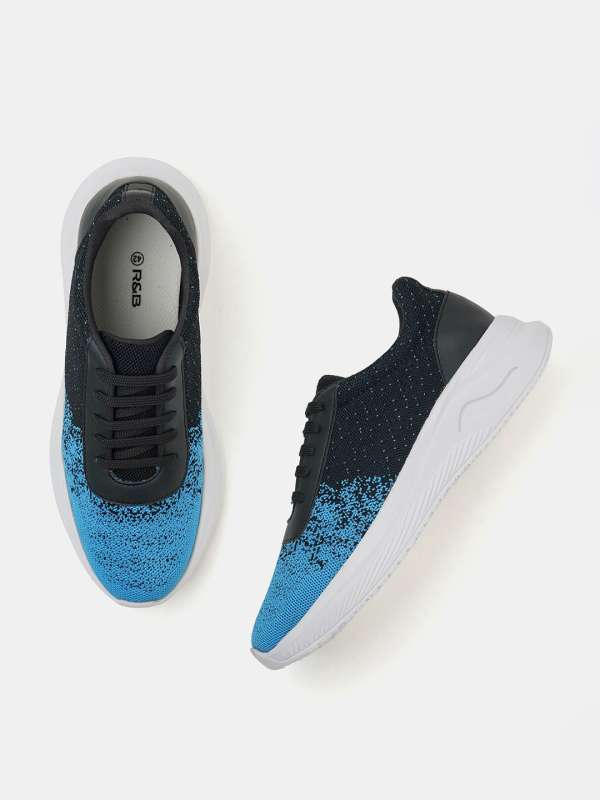 R sports shoes 2025