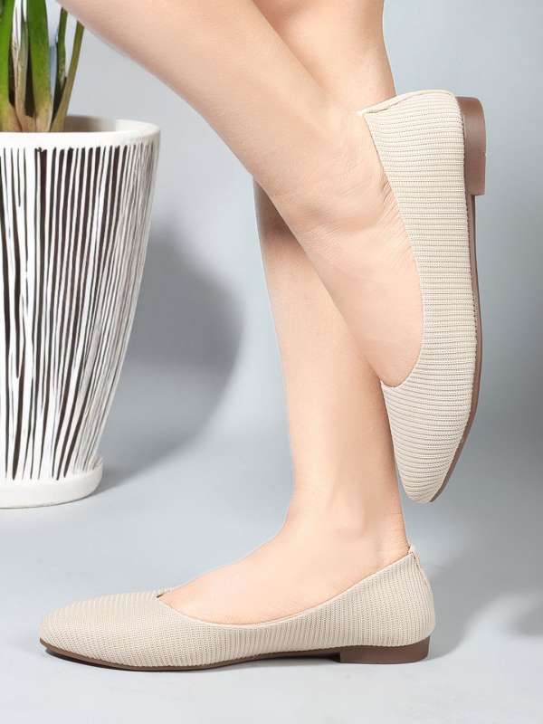 Dkny Flats Buy Dkny Flats online in India