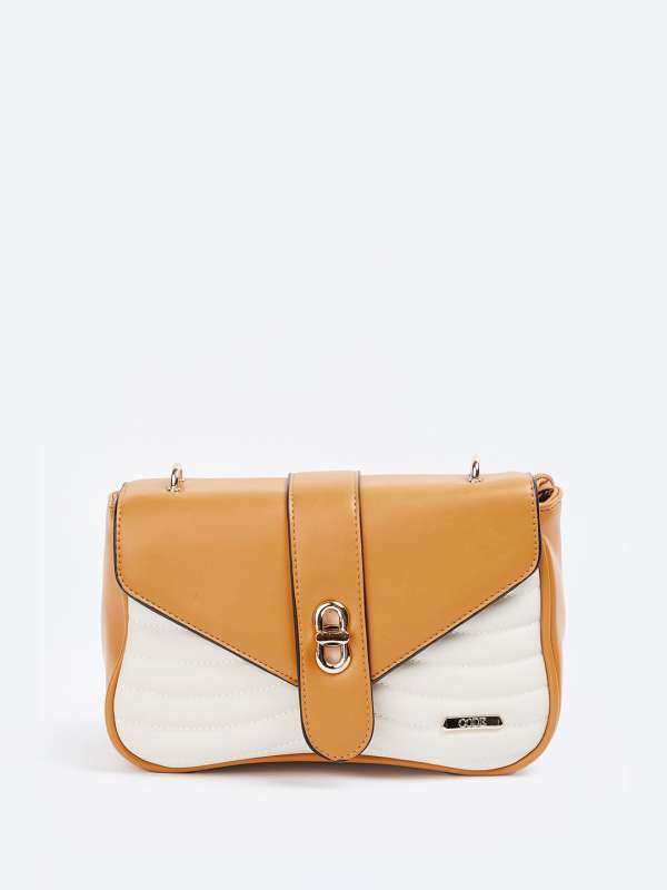 Lifestyle sling bag online new arrivals