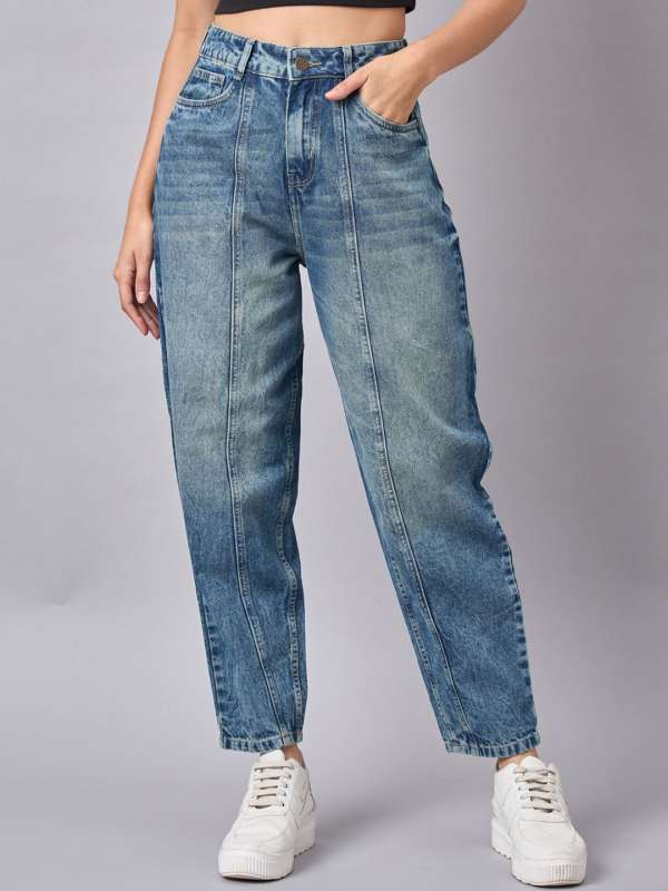 Tapered bottom jeans on sale