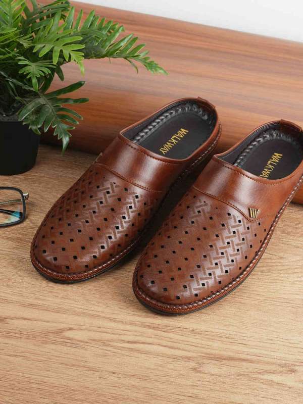 Metro casual sandals on sale