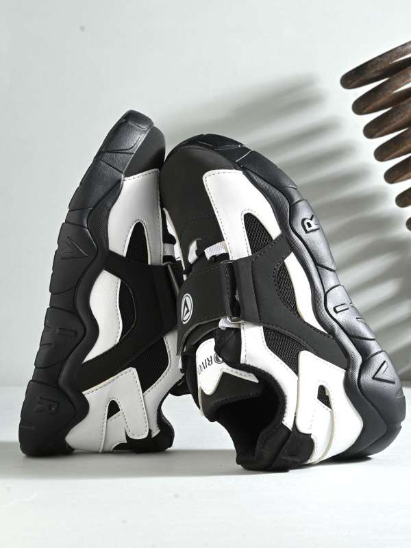 Black Shoes Under 1000 Buy Black Shoes Under 1000 online in India