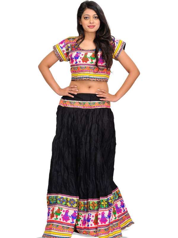 Crop top and lehenga skirt online myntra top