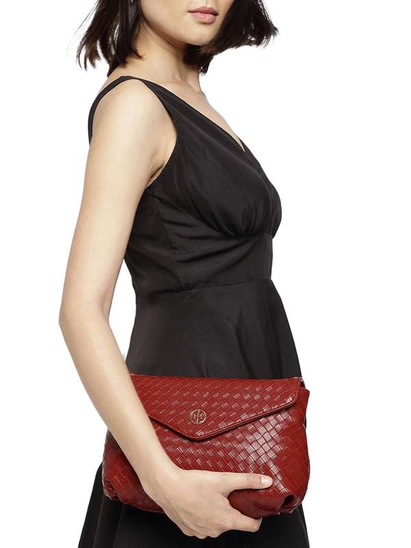 Buy Purses For Women Online At Best Prices on Myntra