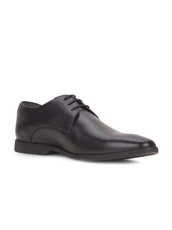 Bata hush puppies online clearance