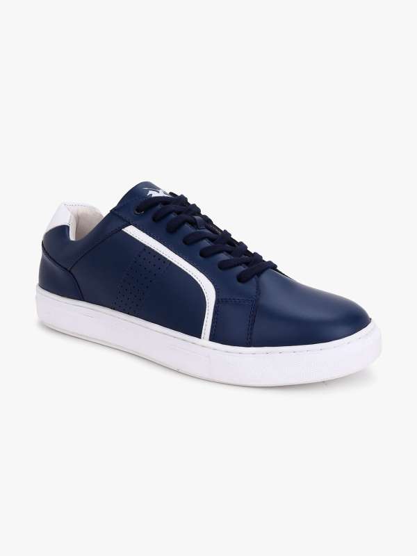Crocs busy day stretch lace up hotsell