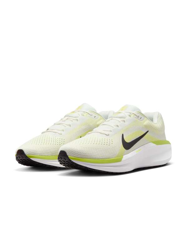 Nike Shoes 1000 1500 Buy Nike Shoes 1000 1500 online in India