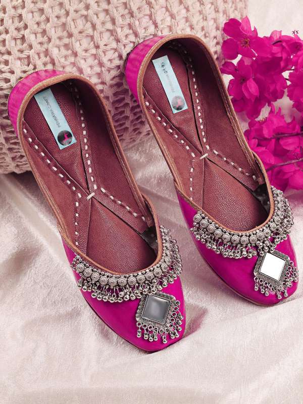 Women Leather Footwear Buy Women Leather Footwear online in India