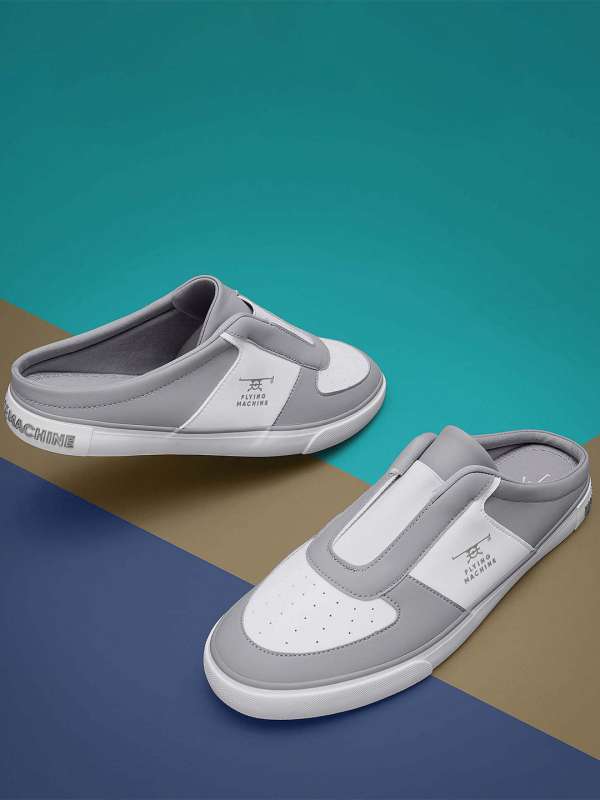 Footwear in myntra best sale
