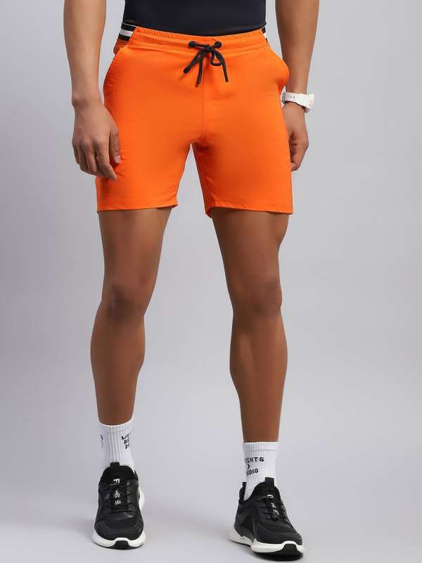 Sports shorts tab top
