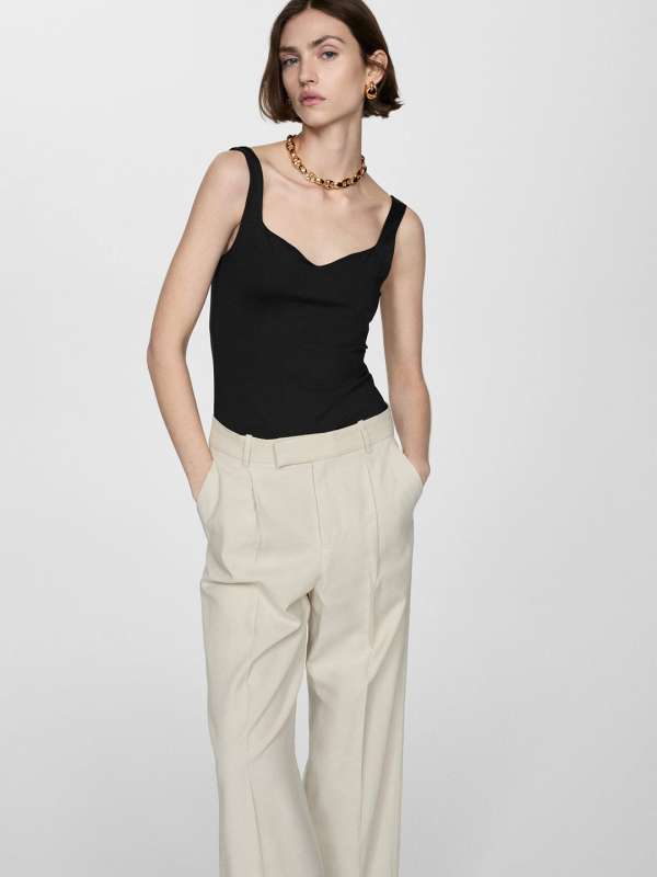 Women s Sleeveless Tops Buy Sleeveless Tops For Women Online Myntra
