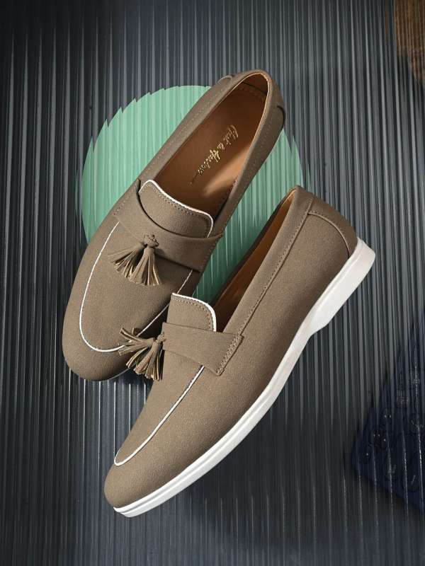 Camel toe sneakers deals