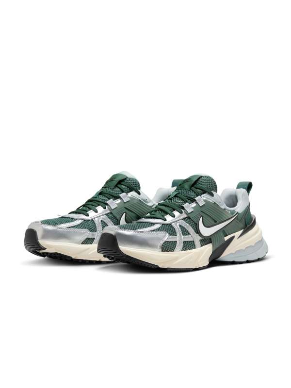 Nike Sb Tracksuits Casual Shoes Buy Nike Sb Tracksuits Casual Shoes online in India