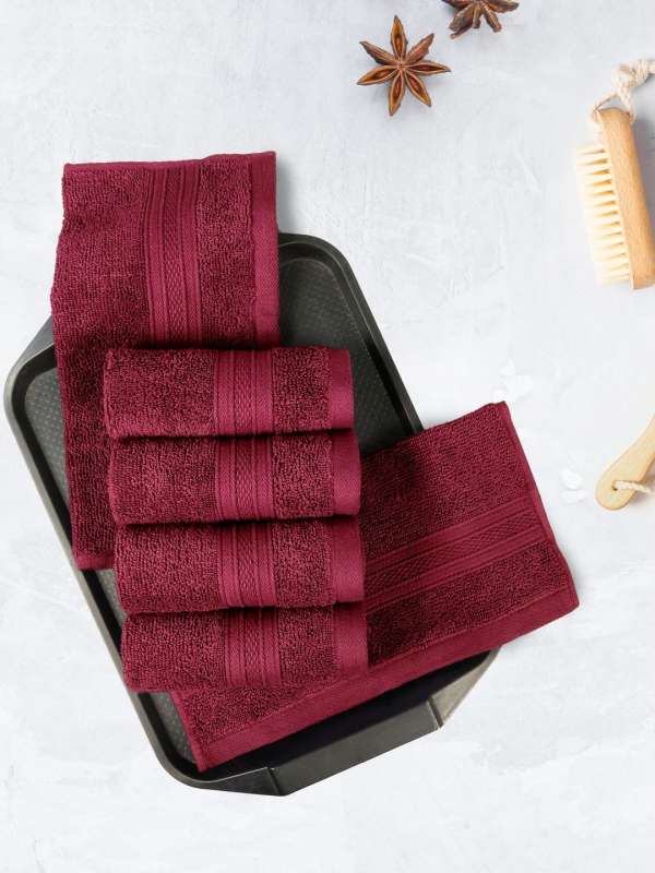 Burgundy bath towels and rugs deals