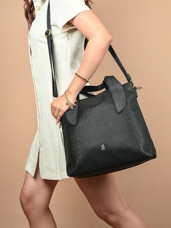 Baggit black handbag discount