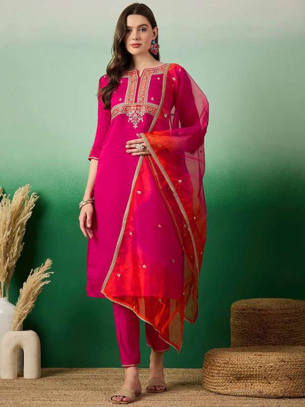 Women Magenta Salwar Suit Buy Women Magenta Salwar Suit online in India