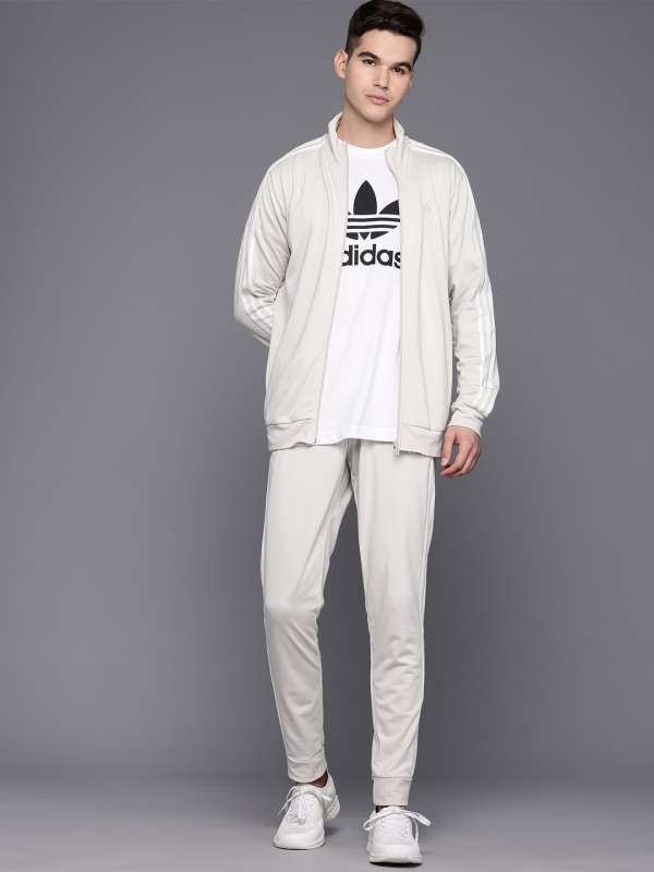 White adidas jogging suit store