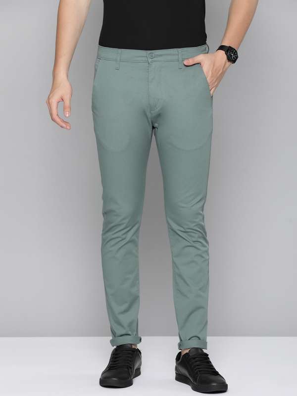 Levis trousers online top