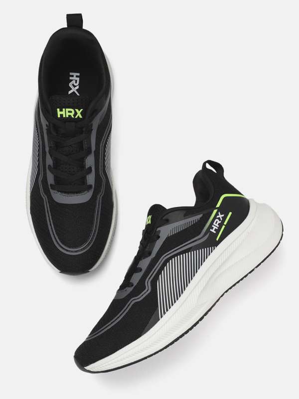 Sports shoes cheap rate online