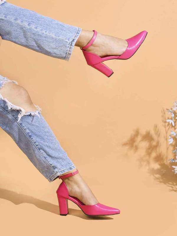 Pink heels online new arrivals