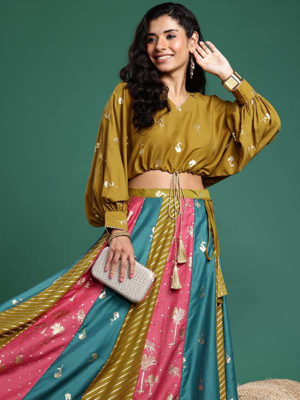 Pantaloons Collection Sarees Lehenga Choli Traditional Sports Shoes Buy Pantaloons Collection Sarees Lehenga Choli Traditional Sports Shoes online in India