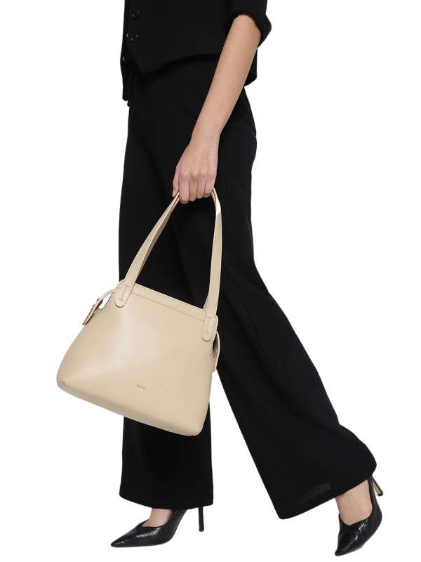 Myntra handbags 2025