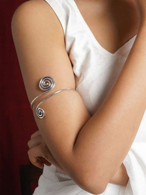Silver armlet designs discount