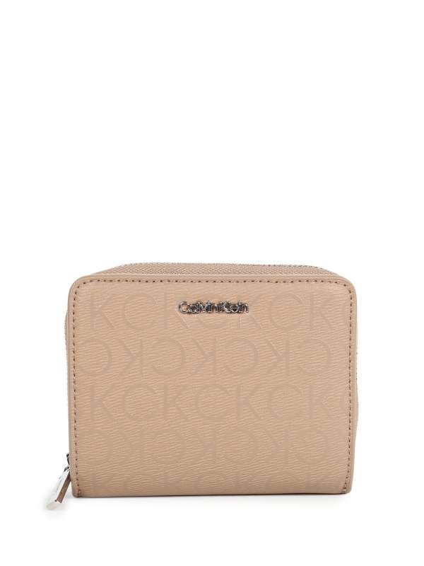 Calvin Klein Wallets Buy Calvin Klein Wallets online in India