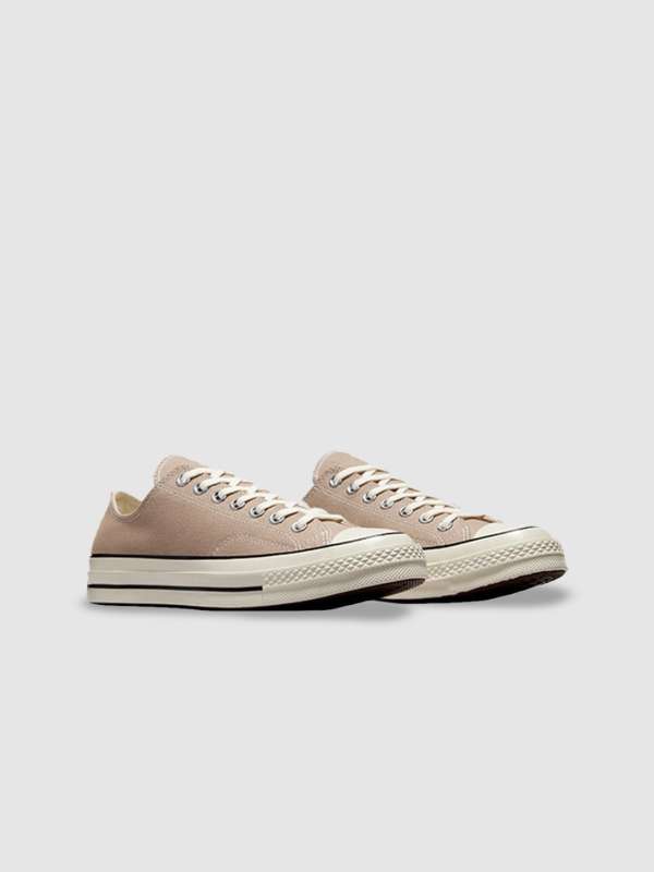 Fila converse shop