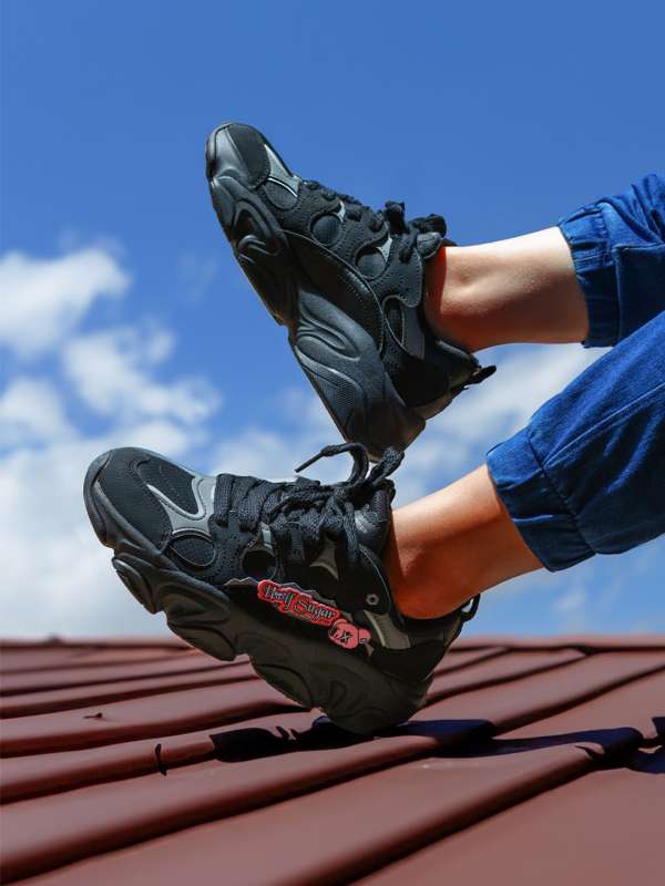 Shoes below 200 rupees sales