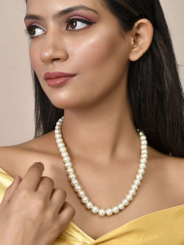 Chandrani Pearls Necklace Under 3500 Buy Chandrani Pearls Necklace Under 3500 online in India