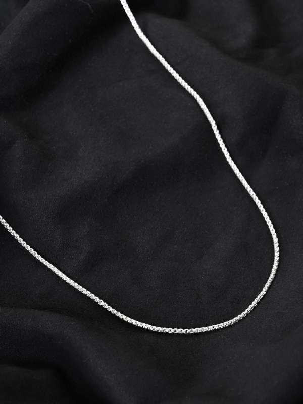 Men Silver Chain Get Upto 40 on Silver Chains for Men Myntra