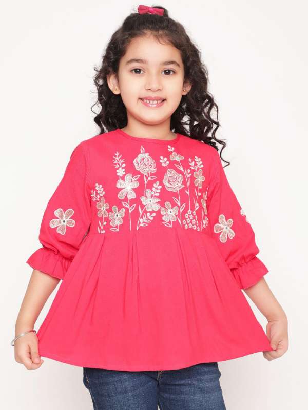 Red colour party wear tops clearance