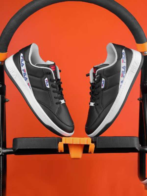 Fila relaxer black sale