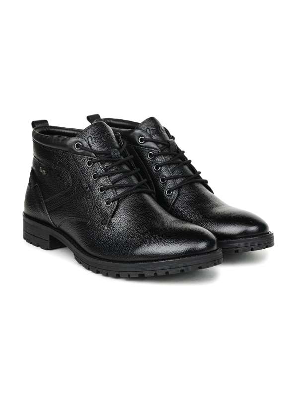 Lee cooper black shoes price clearance