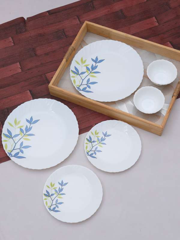 Dinner set under 500 2025