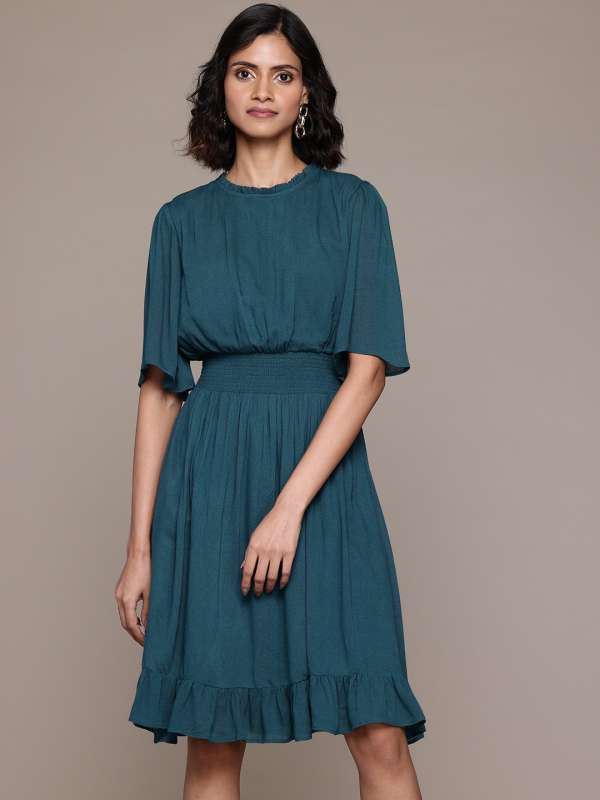 Ritu wears online top