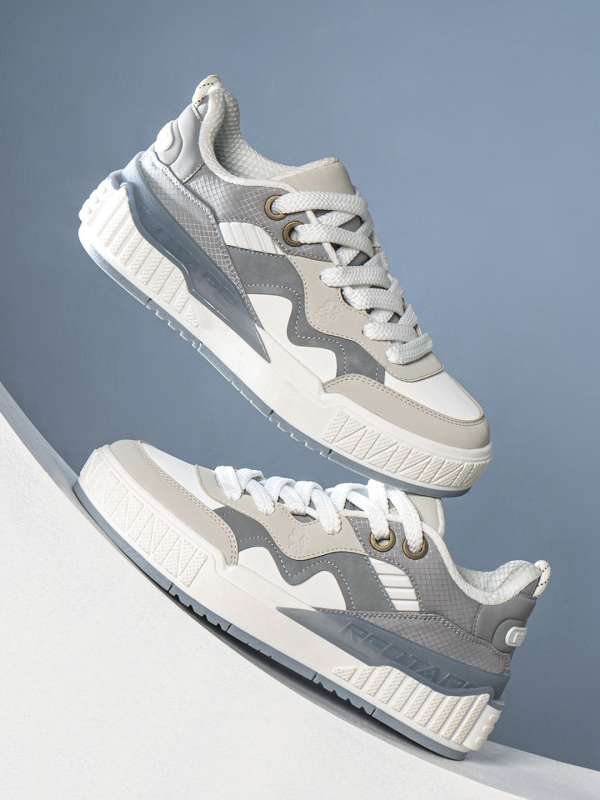 Red tape shoes online new arrivals