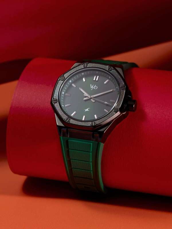 Fastrack watches upto 1500 outlet