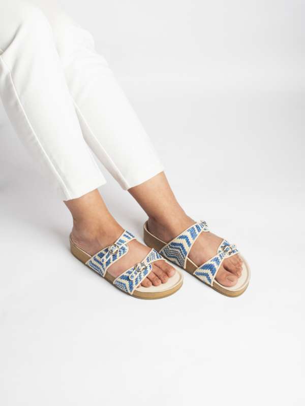 Buy flats online sales