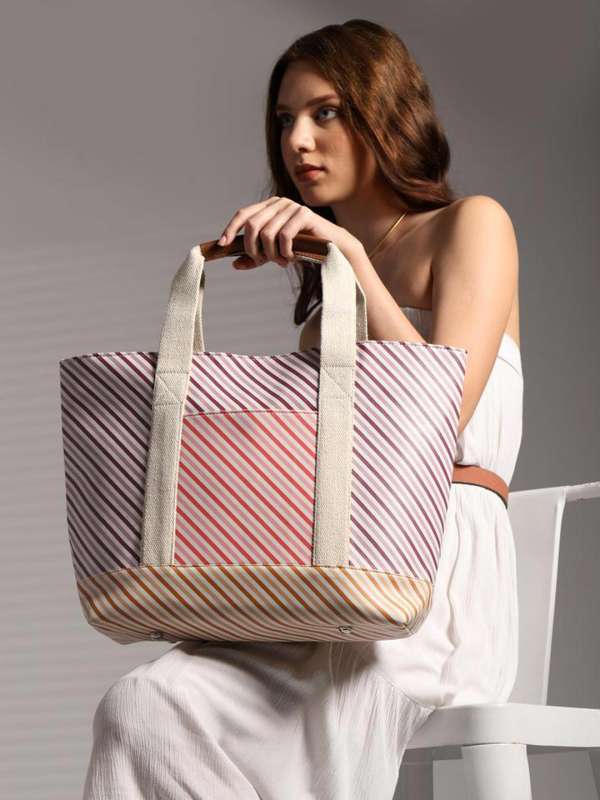 Leather Handbags Buy Leather Handbags Online Myntra