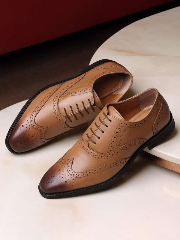 Burberry formal shoes top